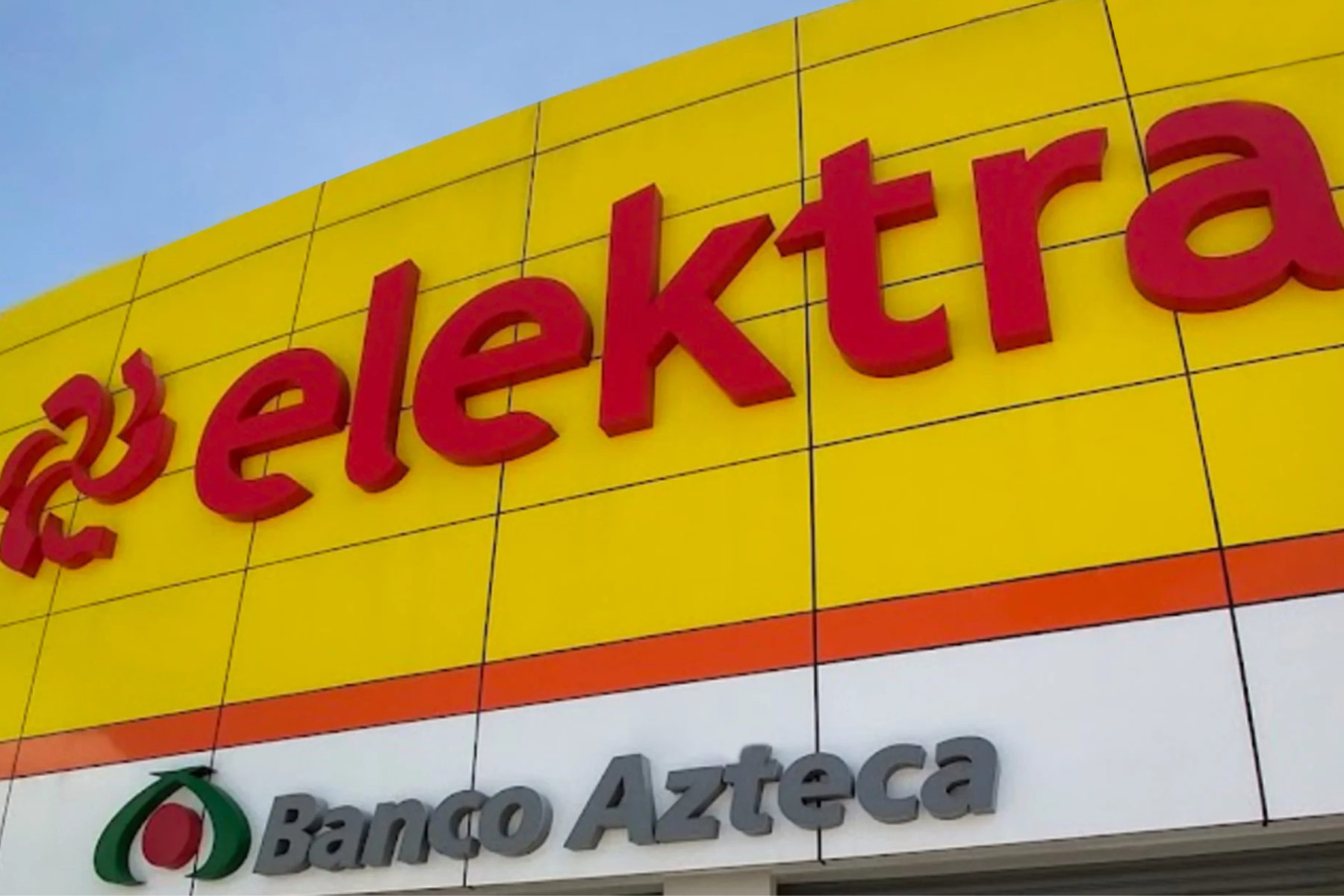 Fachada de una tienda Elektra con un letrero que refleja su transición hacia un nuevo modelo de negocios tras su salida de la Bolsa Mexicana de Valores.