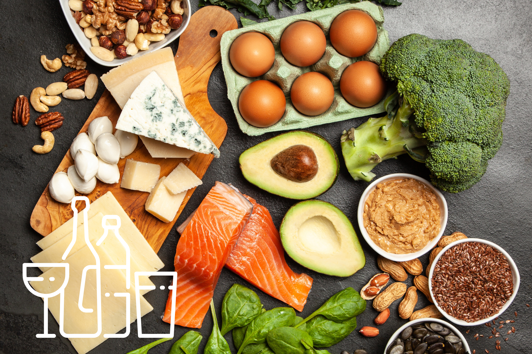 Fotografía con huevos, frutas frescas y un gráfico de bebidas, ilustrando el aumento de precios en productos básicos durante junio de 2025.