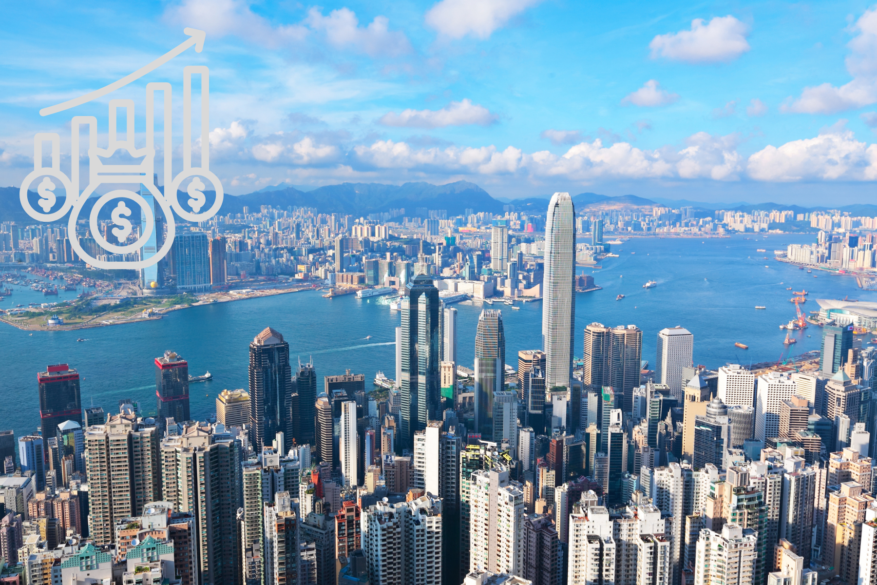 Vista panorámica de Hong Kong con rascacielos al fondo y gráfico de barras que muestra el superávit comercial de México entre enero y mayo de 2025.